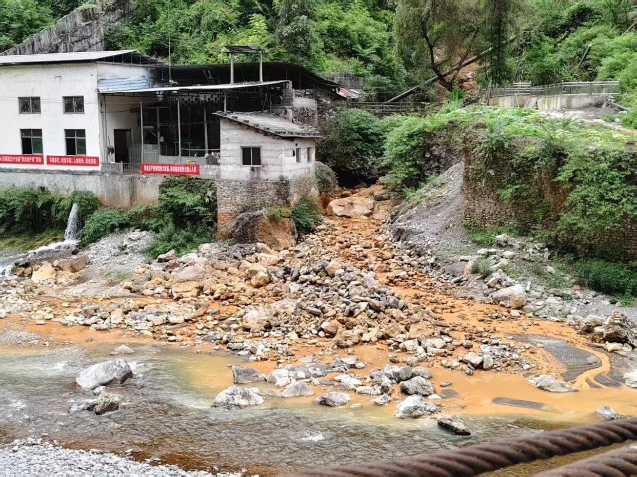 重庆巫溪县污水处理厂闲置多年 村民担心直排污水污染大宁河(图1)